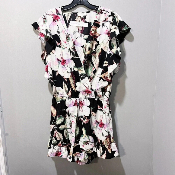 Umgee Womens Black Floral Romper Shorts Small Short Sleeve Ruffle Faux Wrap Boho - Picture 3 of 10
